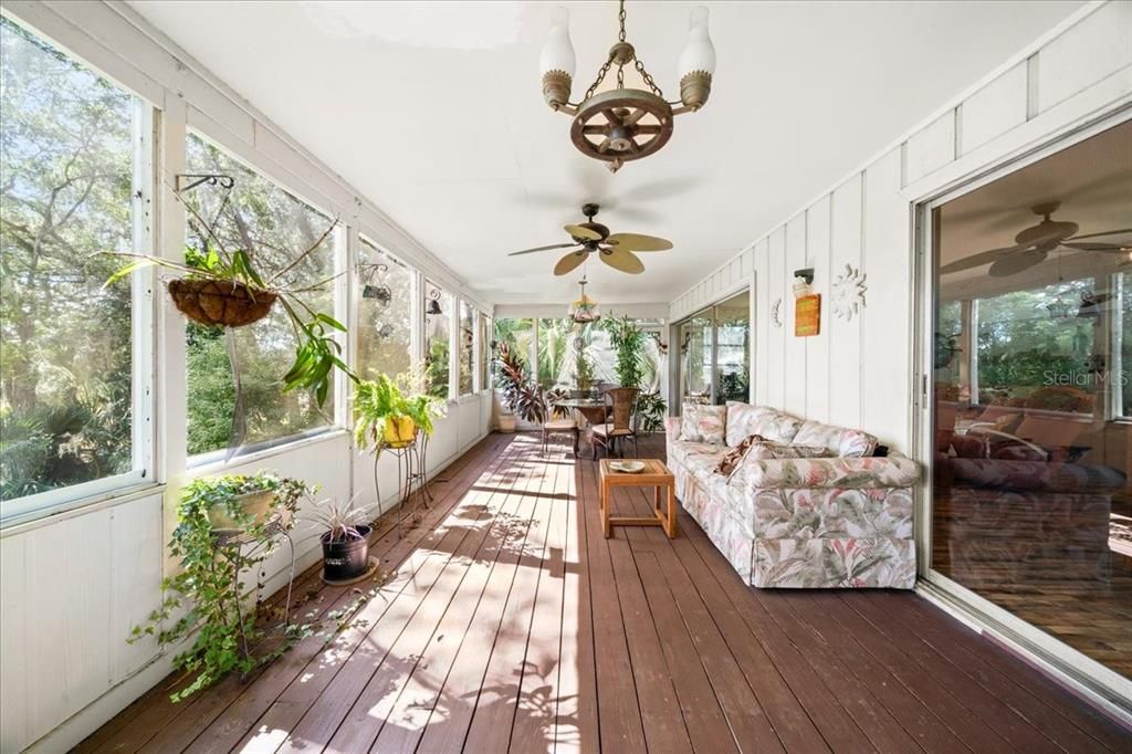 待售: $324,900 (4 贝兹, 4 浴室, 3570 平方英尺)