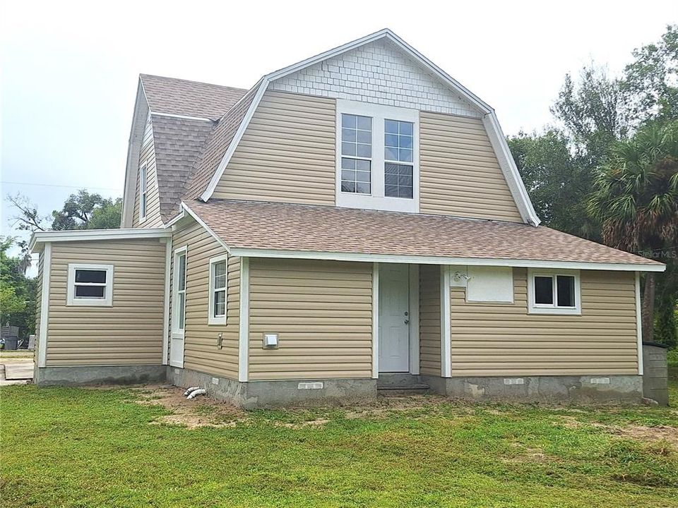 For Sale: $249,000 (4 beds, 2 baths, 1720 Square Feet)