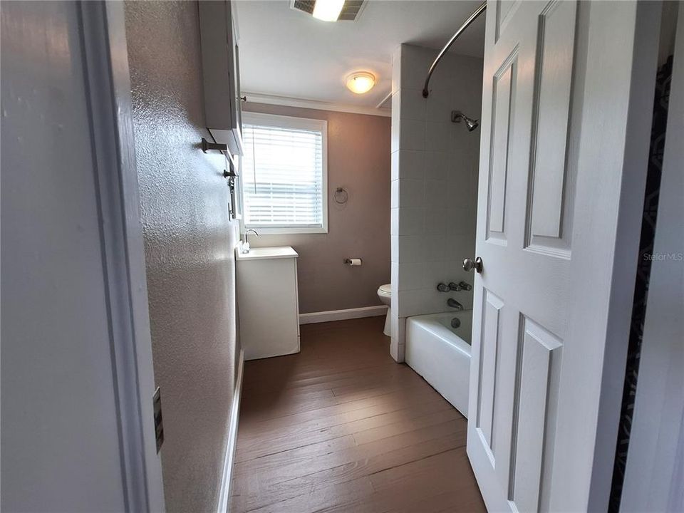 For Sale: $249,000 (4 beds, 2 baths, 1720 Square Feet)