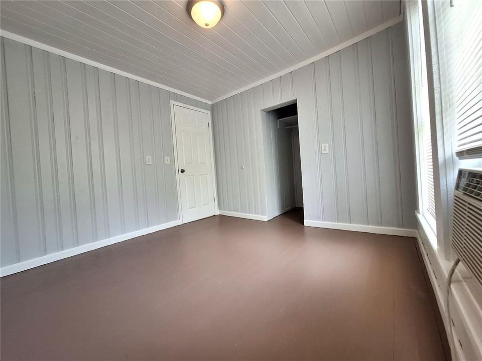 For Sale: $249,000 (4 beds, 2 baths, 1720 Square Feet)