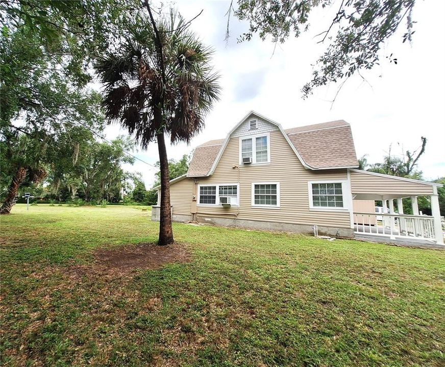 For Sale: $249,000 (4 beds, 2 baths, 1720 Square Feet)