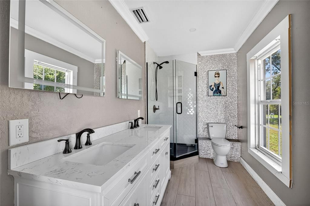 Active With Contract: $359,900 (3 beds, 3 baths, 2219 Square Feet)