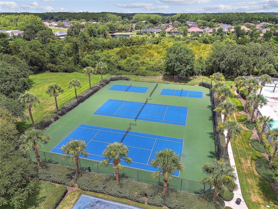 En Venta: $875,000 (4 camas, 3 baños, 3374 Pies cuadrados)