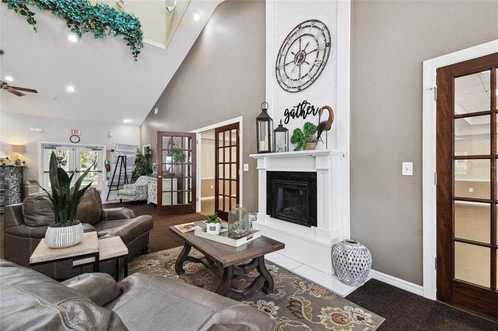 En Venta: $875,000 (4 camas, 3 baños, 3374 Pies cuadrados)