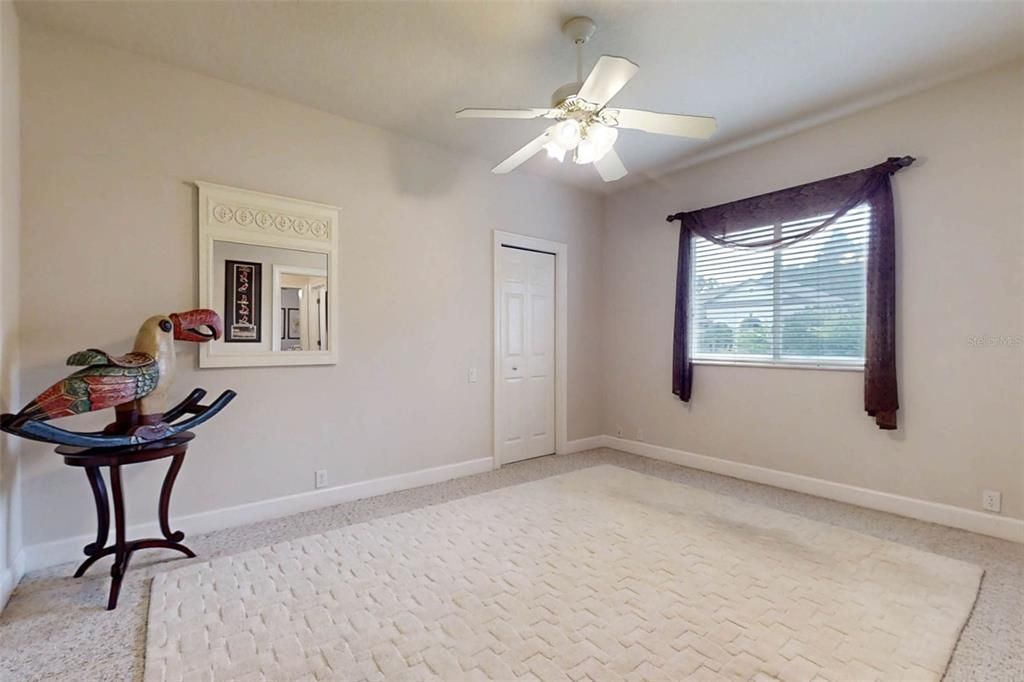 En Venta: $875,000 (4 camas, 3 baños, 3374 Pies cuadrados)