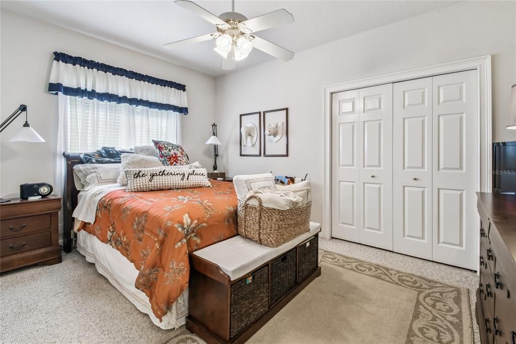 En Venta: $875,000 (4 camas, 3 baños, 3374 Pies cuadrados)