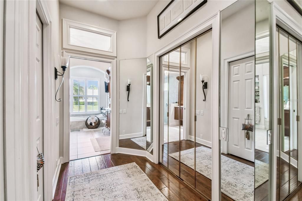 En Venta: $875,000 (4 camas, 3 baños, 3374 Pies cuadrados)