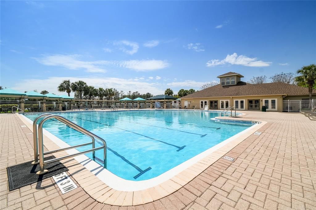 En Venta: $875,000 (4 camas, 3 baños, 3374 Pies cuadrados)