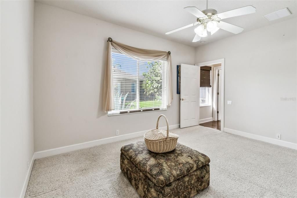 En Venta: $875,000 (4 camas, 3 baños, 3374 Pies cuadrados)