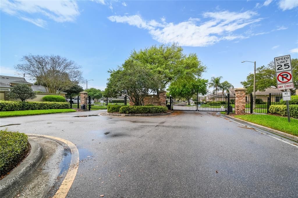 En Venta: $875,000 (4 camas, 3 baños, 3374 Pies cuadrados)