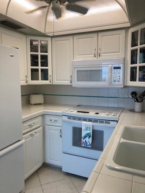 待售: $399,000 (2 贝兹, 2 浴室, 1107 平方英尺)