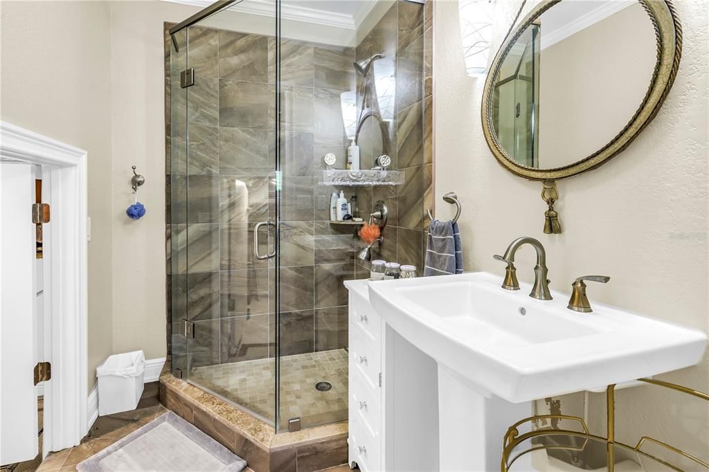 For Sale: $2,500,000 (4 beds, 5 baths, 3385 Square Feet)