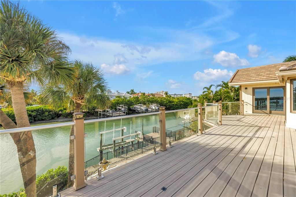 For Sale: $2,500,000 (4 beds, 5 baths, 3385 Square Feet)