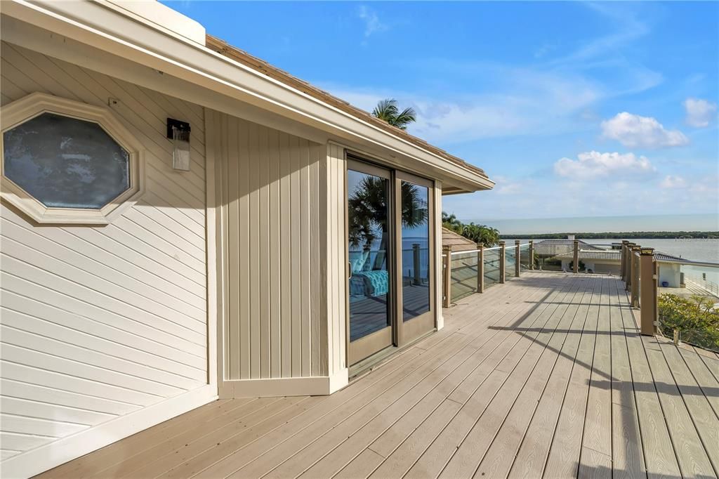 For Sale: $2,500,000 (4 beds, 5 baths, 3385 Square Feet)