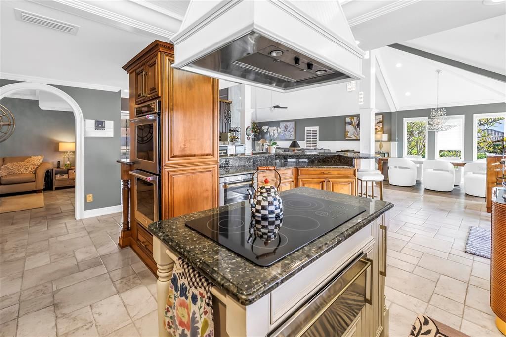 For Sale: $2,500,000 (4 beds, 5 baths, 3385 Square Feet)