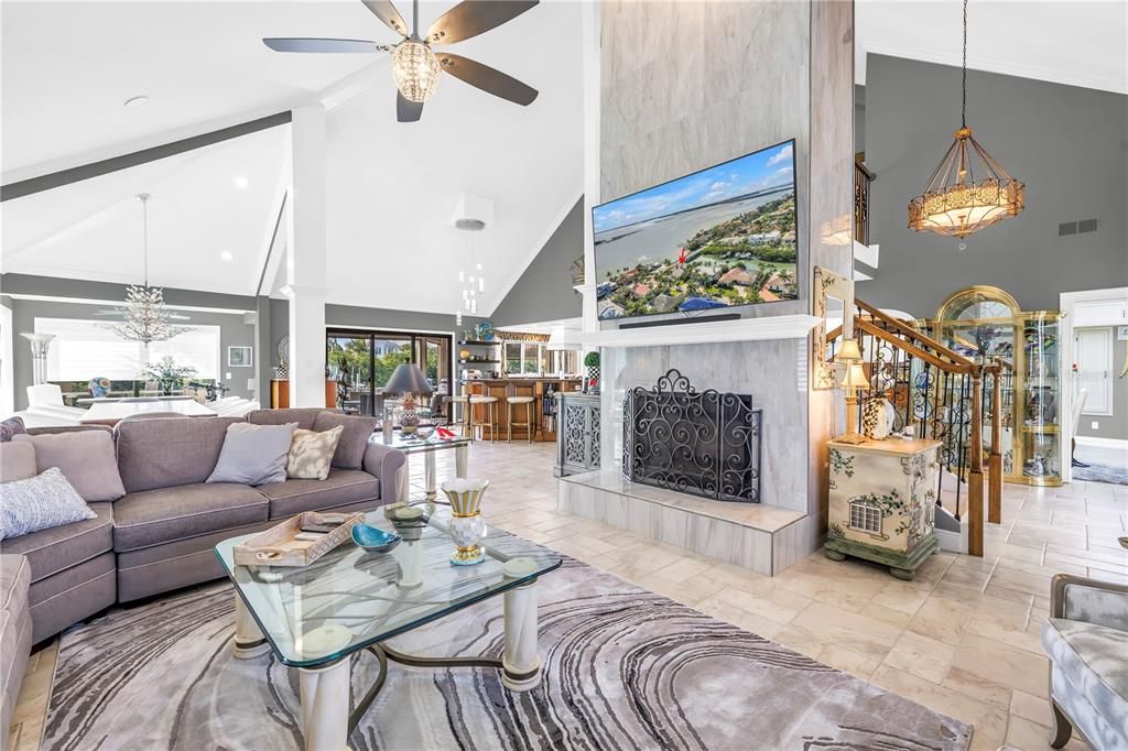 For Sale: $2,500,000 (4 beds, 5 baths, 3385 Square Feet)