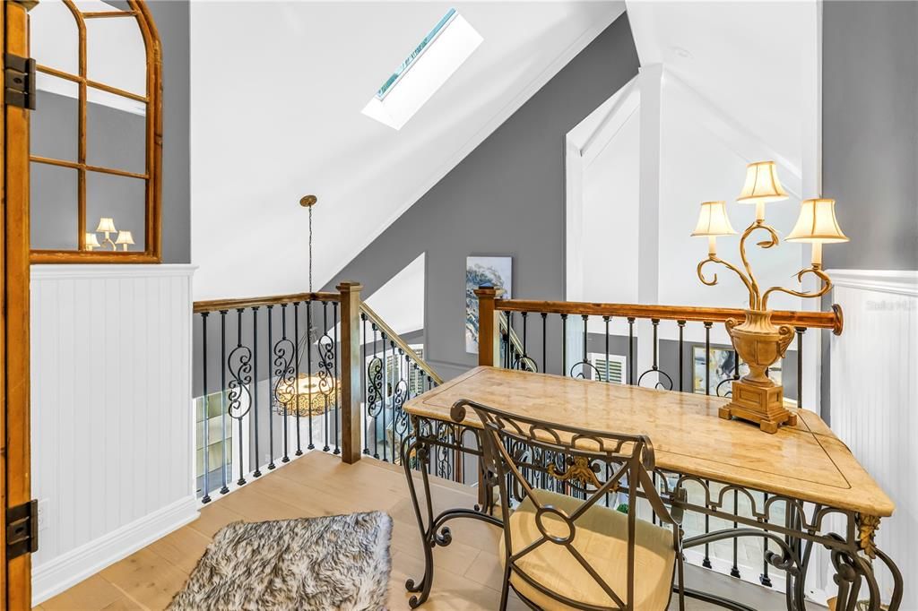 For Sale: $2,500,000 (4 beds, 5 baths, 3385 Square Feet)