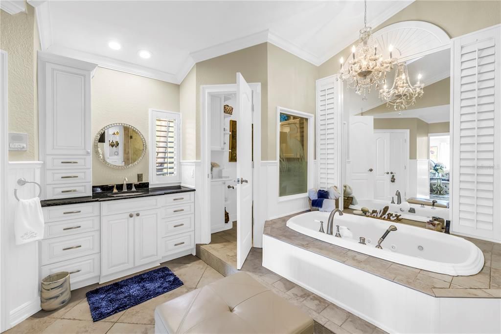 For Sale: $2,500,000 (4 beds, 5 baths, 3385 Square Feet)