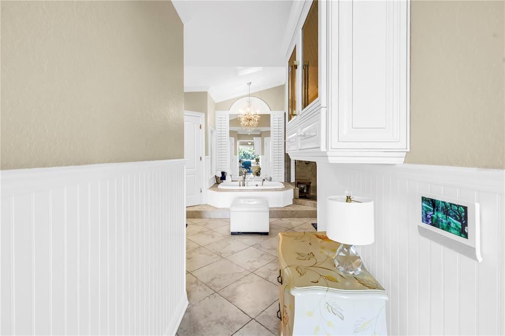 For Sale: $2,500,000 (4 beds, 5 baths, 3385 Square Feet)