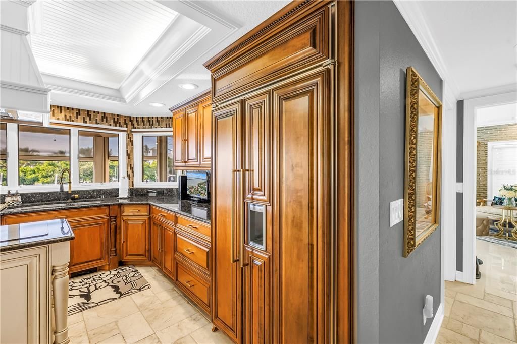 For Sale: $2,500,000 (4 beds, 5 baths, 3385 Square Feet)