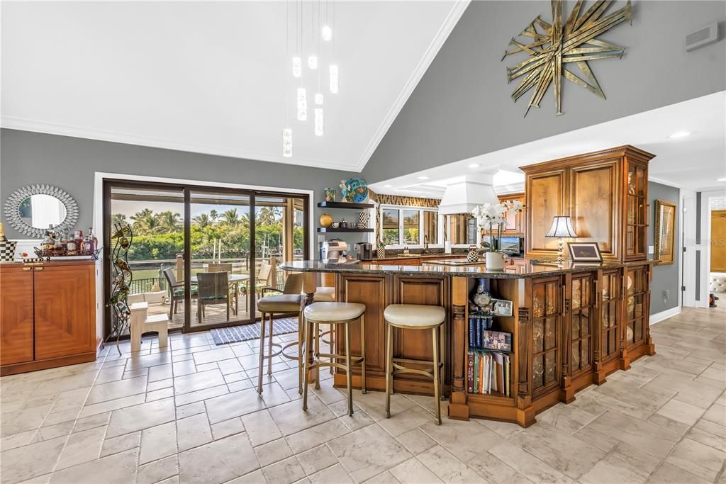 For Sale: $2,500,000 (4 beds, 5 baths, 3385 Square Feet)