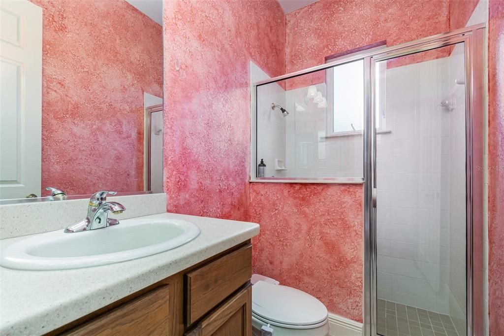 En Venta: $399,999 (3 camas, 2 baños, 2471 Pies cuadrados)