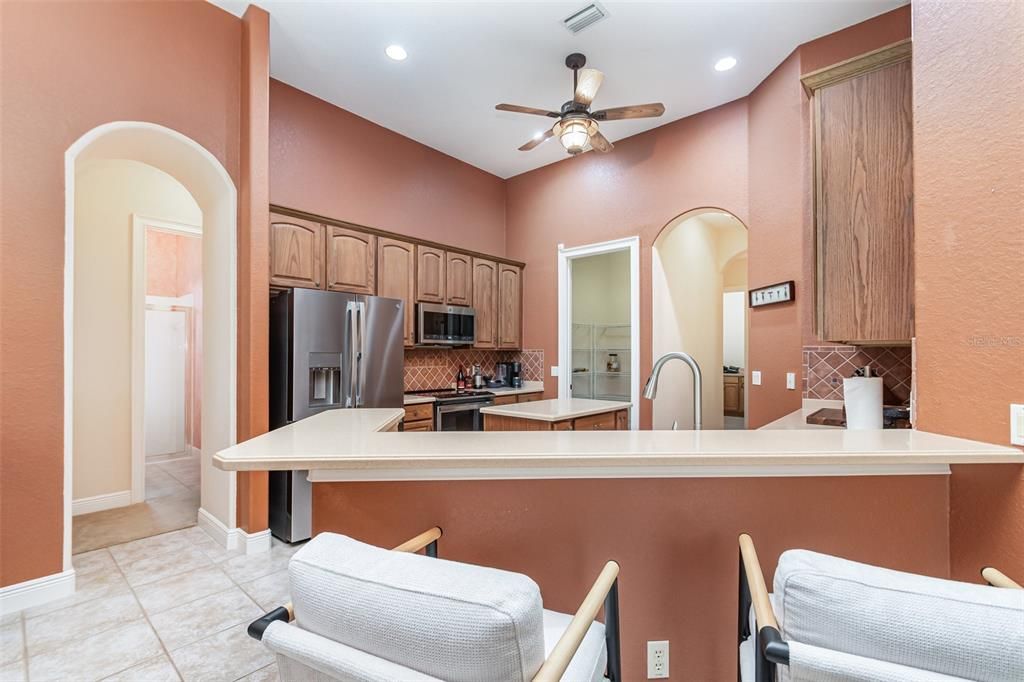 En Venta: $399,999 (3 camas, 2 baños, 2471 Pies cuadrados)