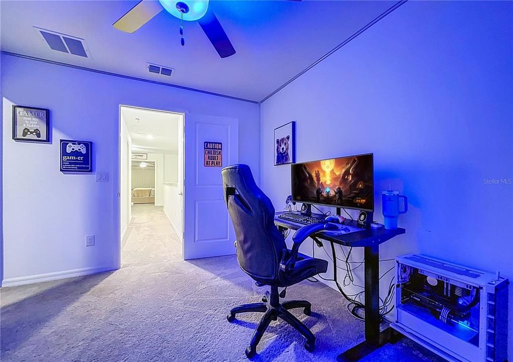 En Venta: $295,000 (3 camas, 2 baños, 1787 Pies cuadrados)