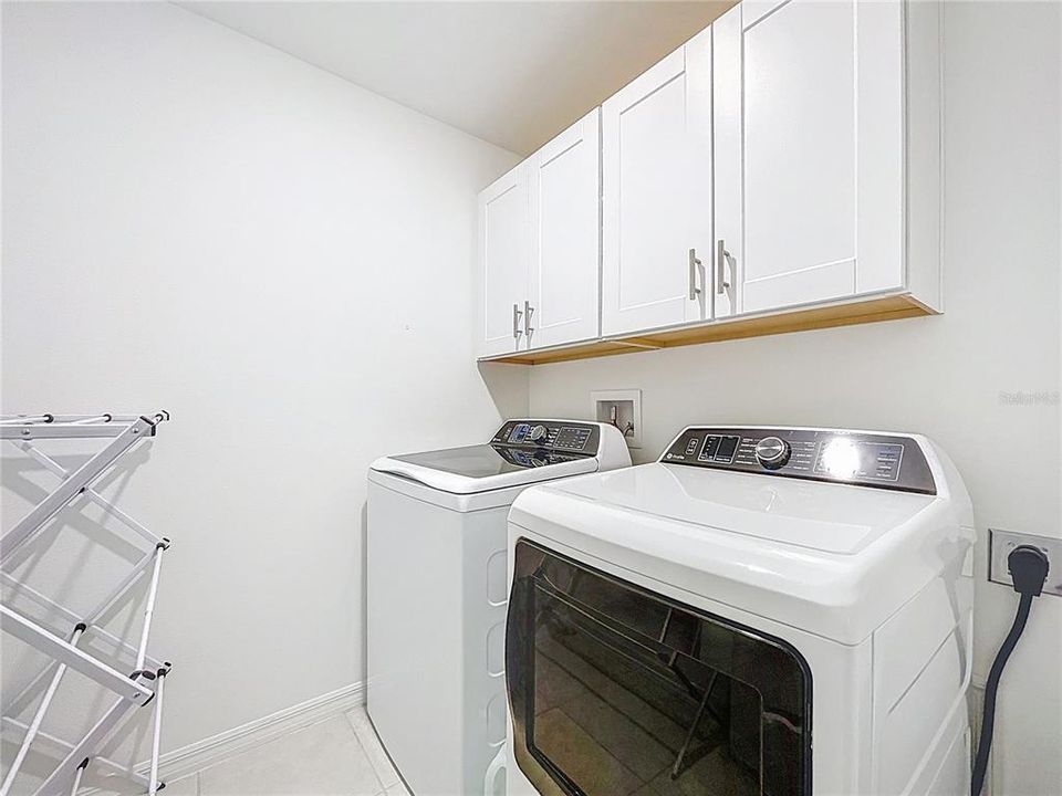 En Venta: $295,000 (3 camas, 2 baños, 1787 Pies cuadrados)