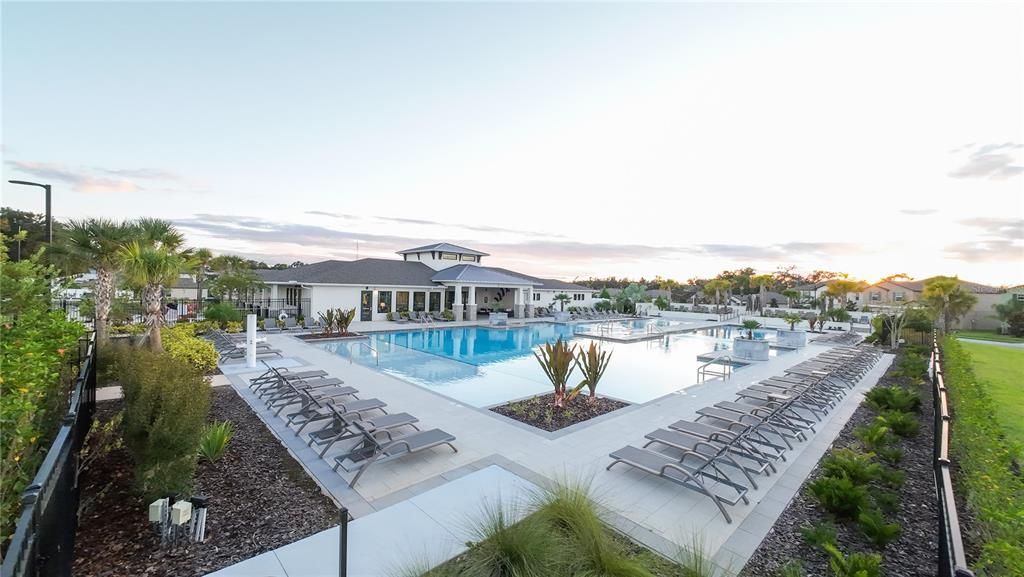 En Venta: $295,000 (3 camas, 2 baños, 1787 Pies cuadrados)