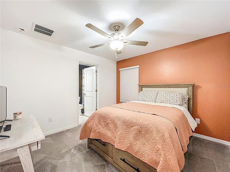 En Venta: $295,000 (3 camas, 2 baños, 1787 Pies cuadrados)