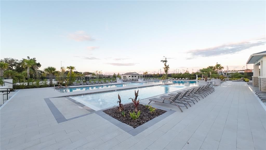 En Venta: $295,000 (3 camas, 2 baños, 1787 Pies cuadrados)