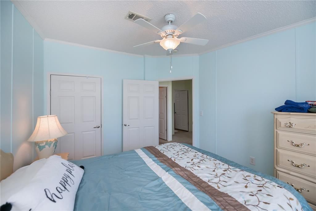 Activo con contrato: $169,000 (3 camas, 2 baños, 1296 Pies cuadrados)