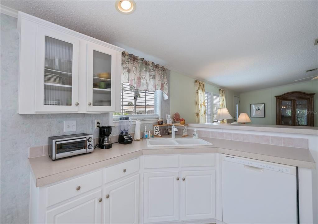 Activo con contrato: $169,000 (3 camas, 2 baños, 1296 Pies cuadrados)