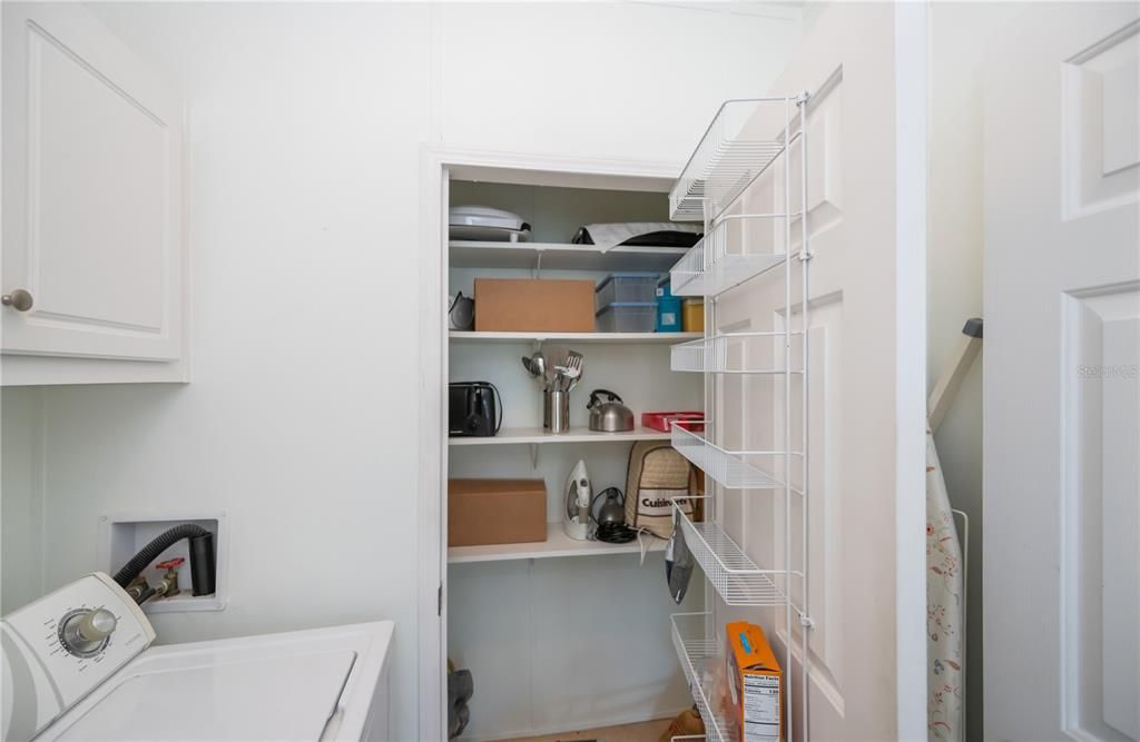 Activo con contrato: $169,000 (3 camas, 2 baños, 1296 Pies cuadrados)