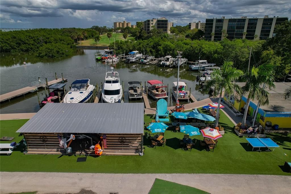 待售: $169,900 (1 贝兹, 1 浴室, 810 平方英尺)