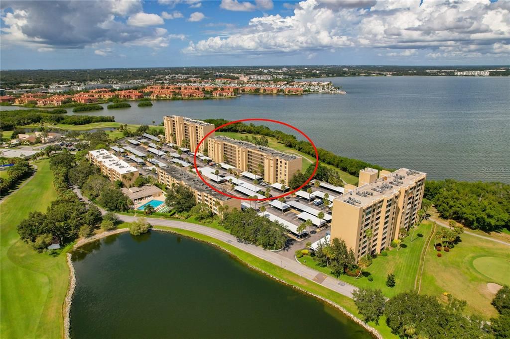 待售: $169,900 (1 贝兹, 1 浴室, 810 平方英尺)