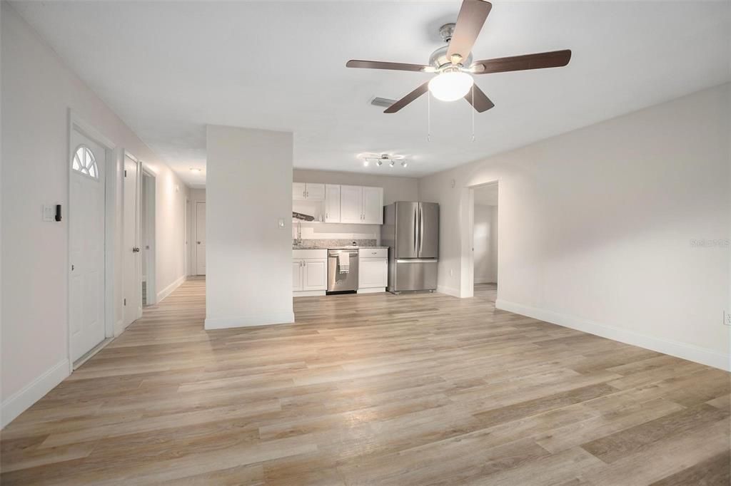 For Sale: $324,900 (4 beds, 2 baths, 1311 Square Feet)