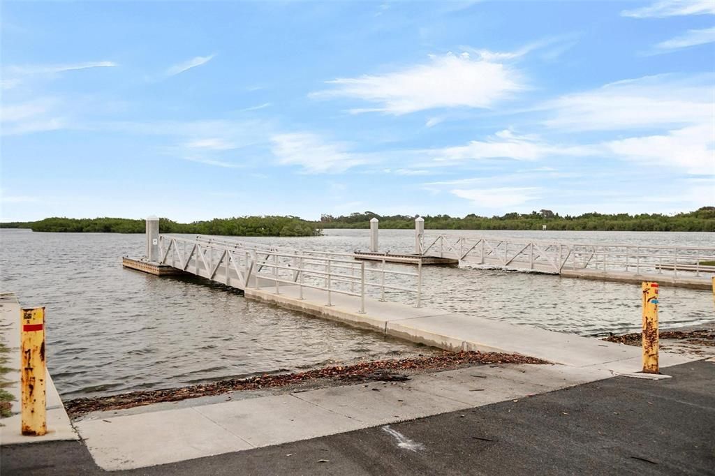 For Sale: $324,900 (4 beds, 2 baths, 1311 Square Feet)