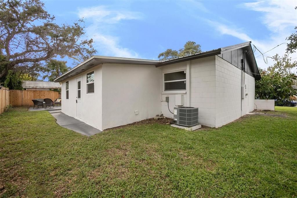 For Sale: $324,900 (4 beds, 2 baths, 1311 Square Feet)