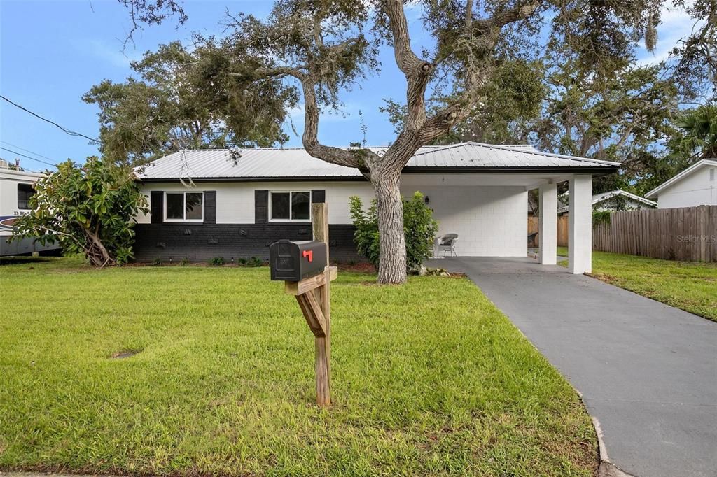 For Sale: $324,900 (4 beds, 2 baths, 1311 Square Feet)