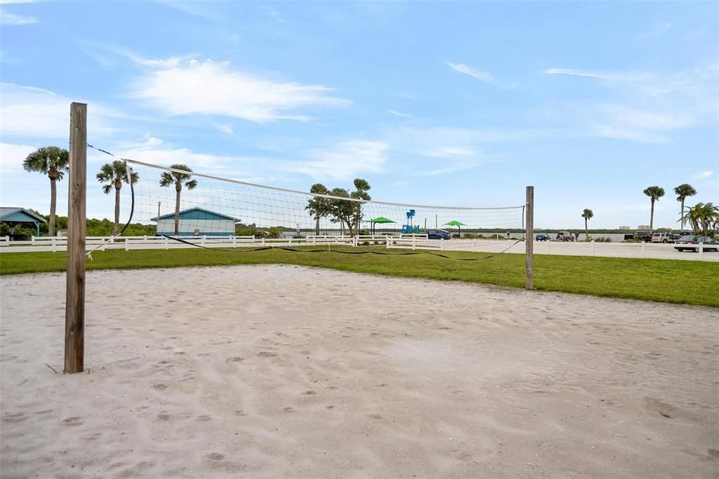 For Sale: $324,900 (4 beds, 2 baths, 1311 Square Feet)