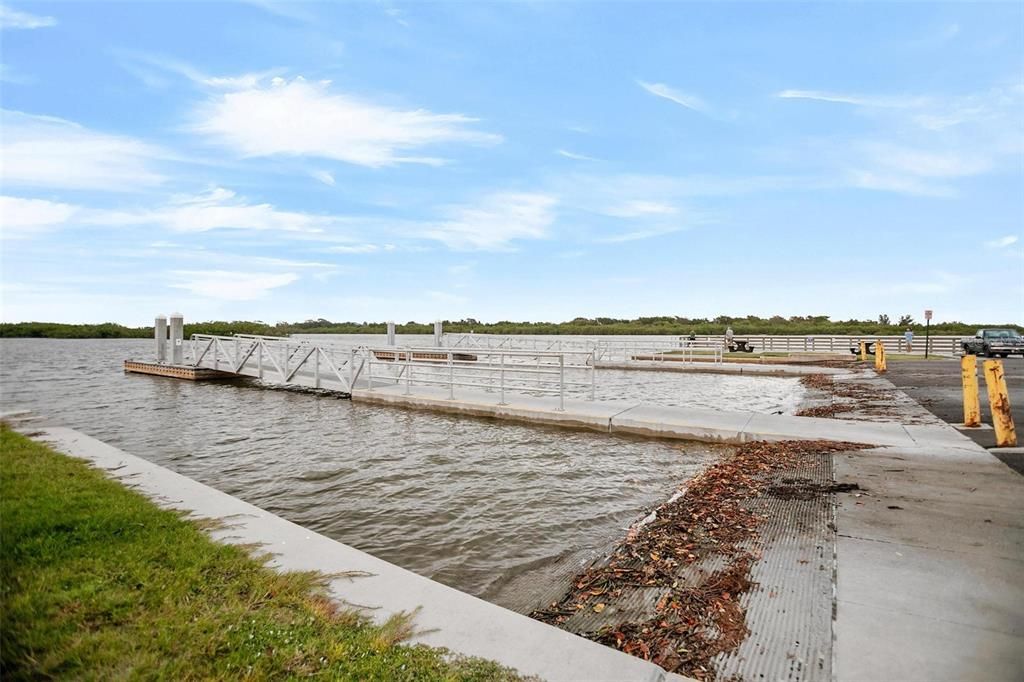 For Sale: $324,900 (4 beds, 2 baths, 1311 Square Feet)