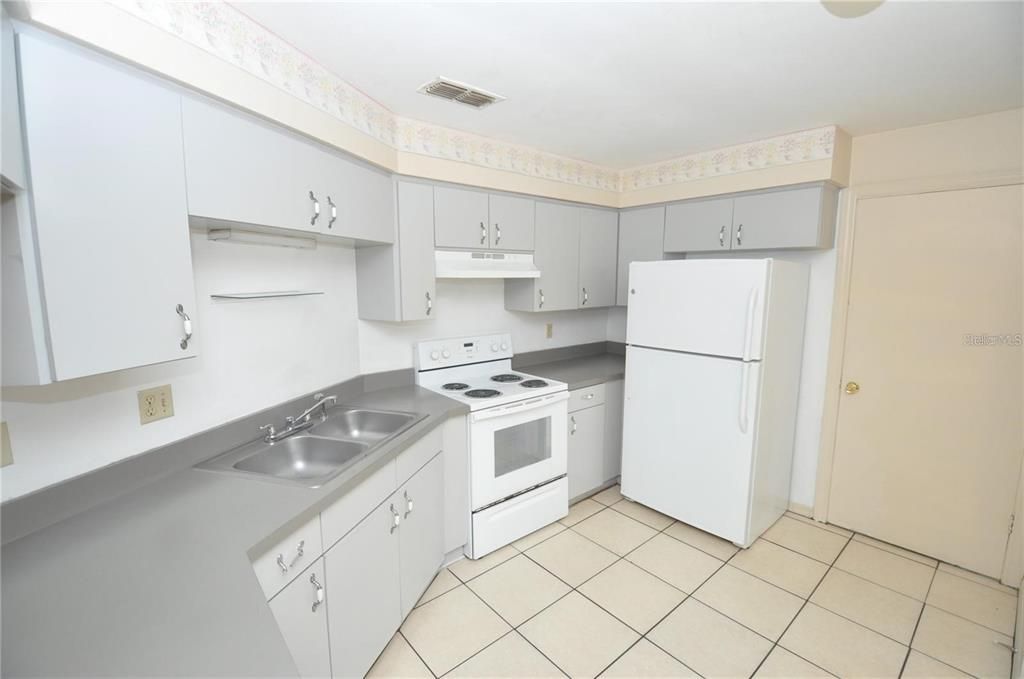 En Renta: $1,595 (3 camas, 2 baños, 1245 Pies cuadrados)