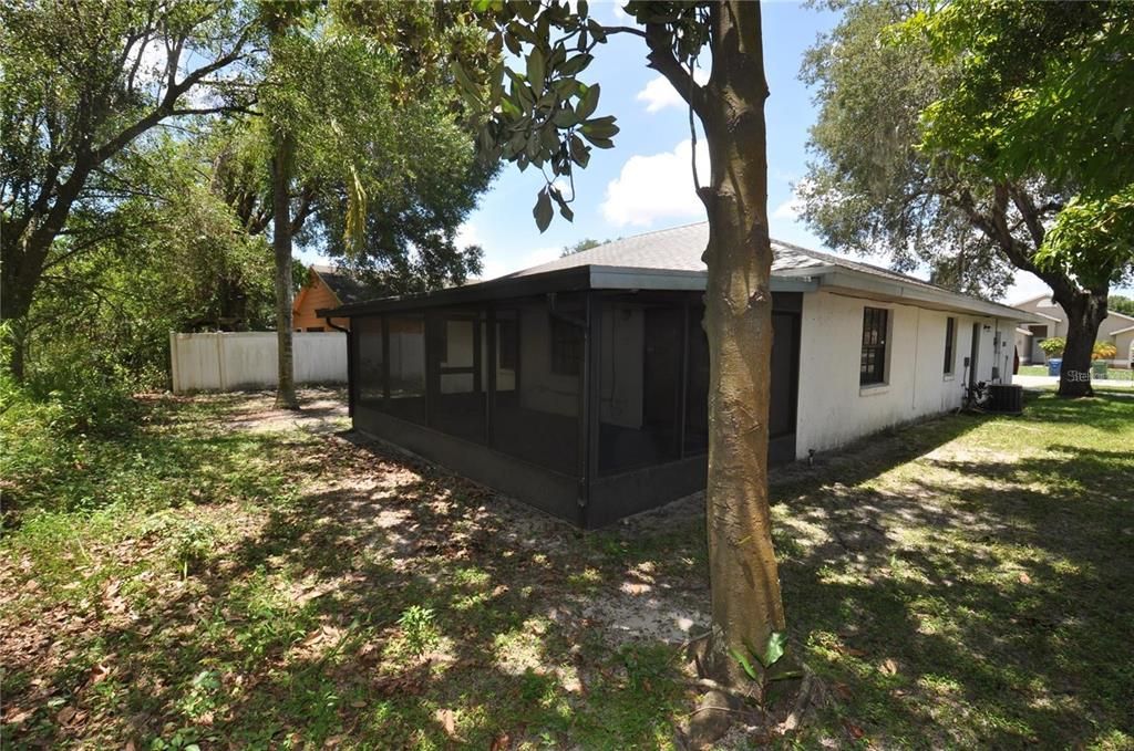 En Renta: $1,595 (3 camas, 2 baños, 1245 Pies cuadrados)