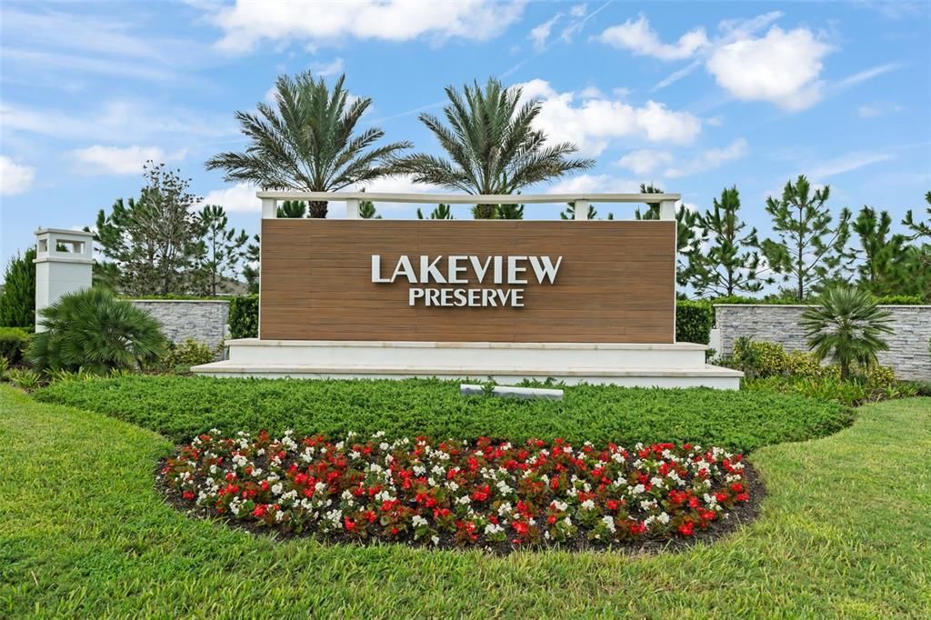 На продажу: $1,045,000 (5 спален, 5 ванн, 3890 Квадратных фут)