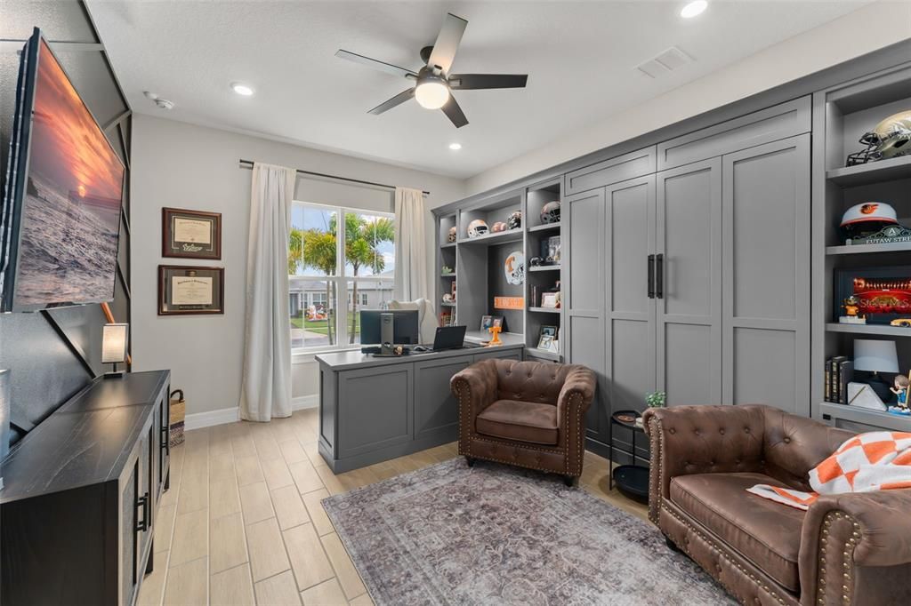 На продажу: $1,045,000 (5 спален, 5 ванн, 3890 Квадратных фут)