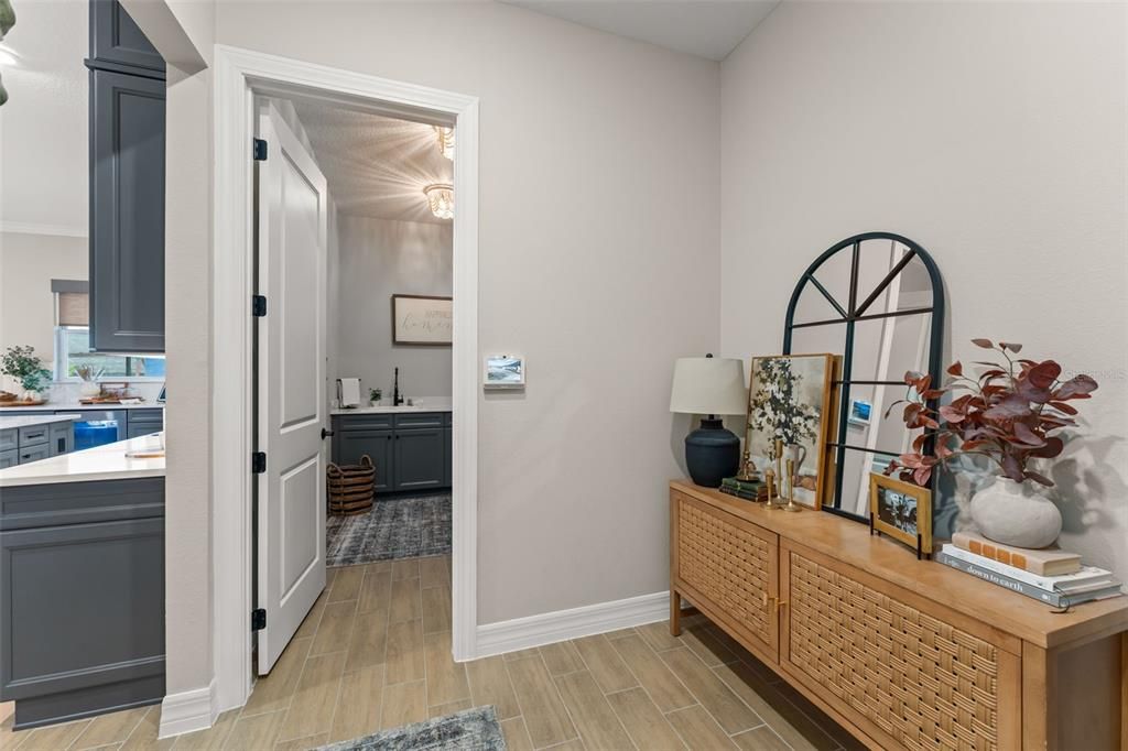 На продажу: $1,045,000 (5 спален, 5 ванн, 3890 Квадратных фут)