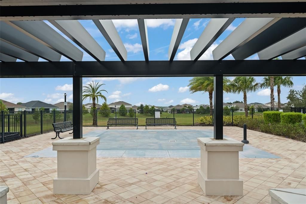 На продажу: $1,045,000 (5 спален, 5 ванн, 3890 Квадратных фут)