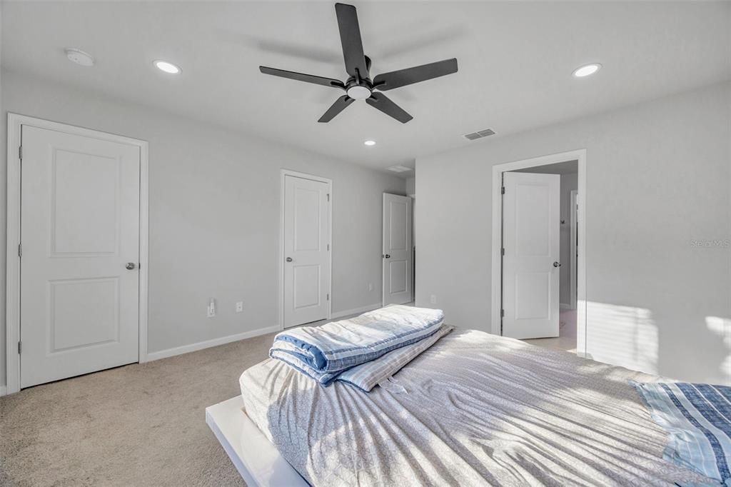 待售: $375,000 (3 贝兹, 2 浴室, 1667 平方英尺)